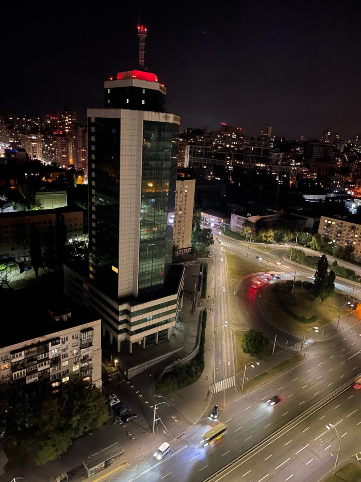 Apart Manhattan City Проспект Берестейський 11 Parking Kyiv Exterior photo